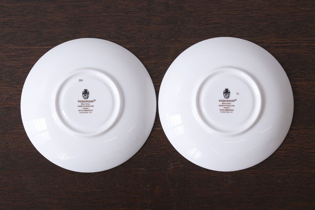 アンティーク雑貨　中古　イギリスWedgwood(ウェッジウッド)　キングスブリッジ　カップ&ソーサー2客セット(洋食器)