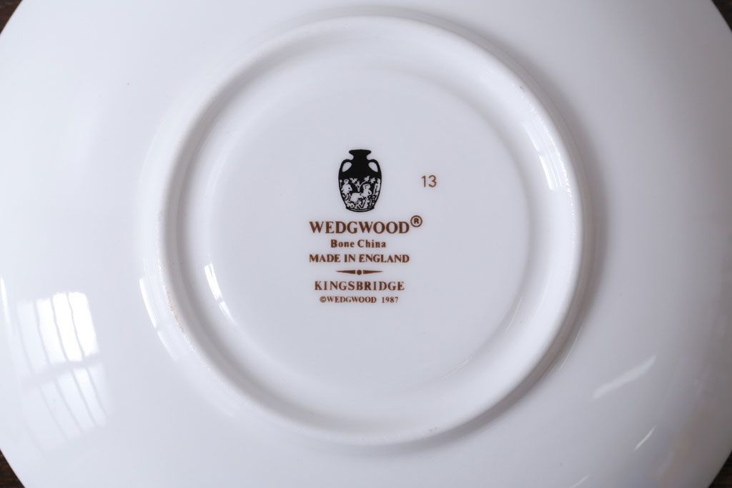アンティーク雑貨　中古　イギリスWedgwood(ウェッジウッド)　キングスブリッジ　カップ&ソーサー2客セット(洋食器)