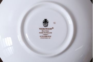 アンティーク雑貨　中古　イギリスWedgwood(ウェッジウッド)　キングスブリッジ　カップ&ソーサー2客セット(洋食器)