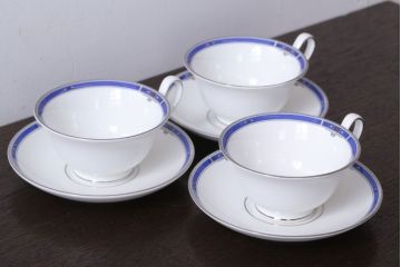 アンティーク雑貨　中古　イギリスWedgwood(ウェッジウッド)　キングスブリッジ　カップ&ソーサー3客セット(洋食器)