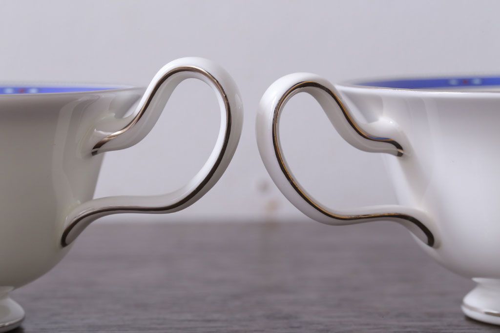 アンティーク雑貨　中古　イギリスWedgwood(ウェッジウッド)　キングスブリッジ　カップ&ソーサー3客セット(洋食器)