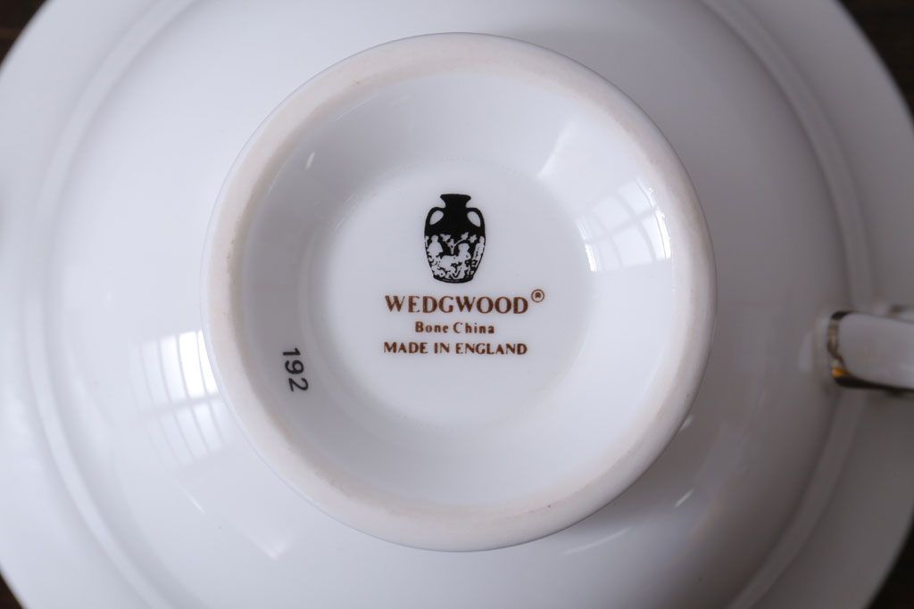 アンティーク雑貨　中古　イギリスWedgwood(ウェッジウッド)　キングスブリッジ　カップ&ソーサー3客セット(洋食器)