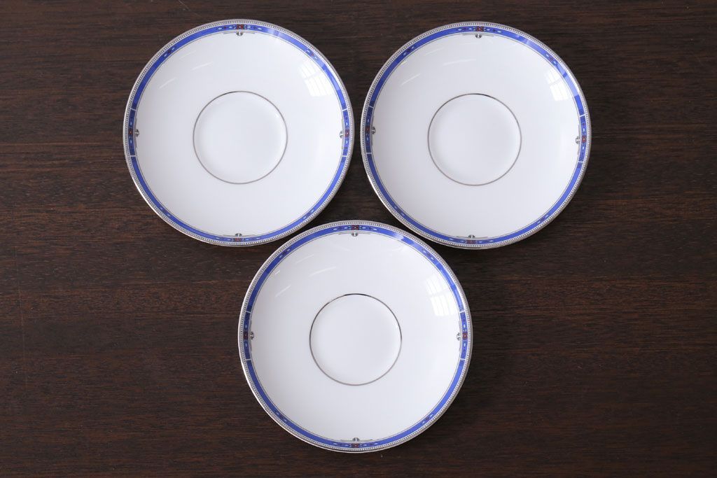 アンティーク雑貨　中古　イギリスWedgwood(ウェッジウッド)　キングスブリッジ　カップ&ソーサー3客セット(洋食器)