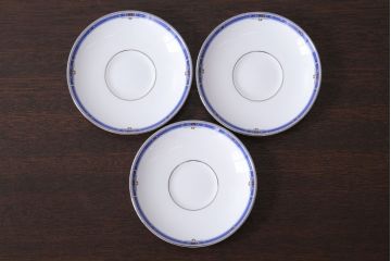 アンティーク雑貨　中古　イギリスWedgwood(ウェッジウッド)　キングスブリッジ　カップ&ソーサー3客セット(洋食器)