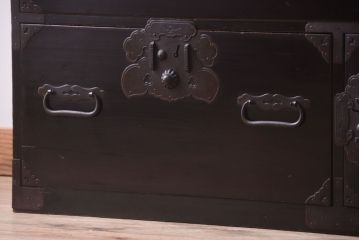 アンティーク家具　古民具・骨董　明治〜大正期　前面黒漆!アンティーク庄内箪笥