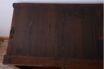 アンティーク家具　古民具・骨董　明治期　隠し付き!前面欅玉杢材のアンティーク帳場箪笥