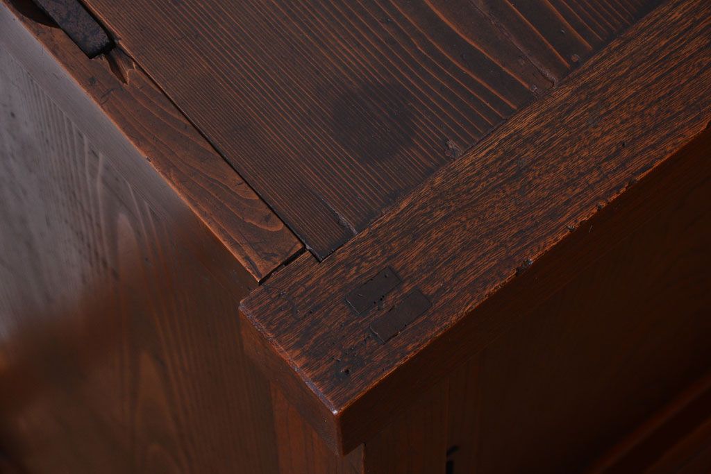 アンティーク家具　古民具・骨董　明治期　隠し付き!前面欅玉杢材のアンティーク帳場箪笥