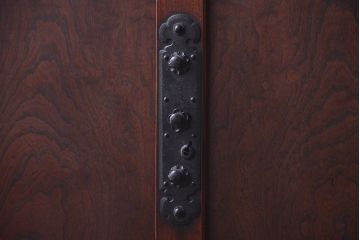アンティーク家具　古民具・骨董　明治期　隠し付き!前面欅玉杢材のアンティーク帳場箪笥