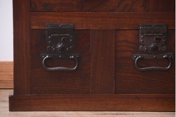 アンティーク家具　古民具・骨董　明治期　隠し付き!前面欅玉杢材のアンティーク帳場箪笥