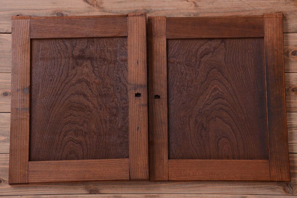 アンティーク家具　古民具・骨董　明治期　隠し付き!前面欅玉杢材のアンティーク帳場箪笥