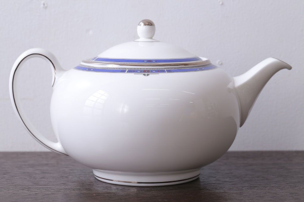 アンティーク雑貨　中古　イギリスWedgwood(ウェッジウッド)　キングスブリッジ　ポット(洋食器)