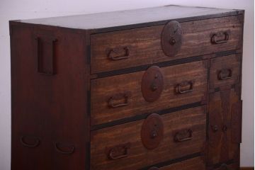 アンティーク家具　古民具・骨董　黒縁最上箪笥(時代箪笥・衣装箪笥)