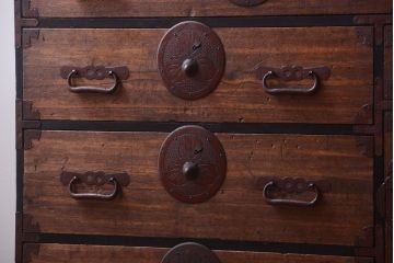 アンティーク家具　古民具・骨董　黒縁最上箪笥(時代箪笥・衣装箪笥)