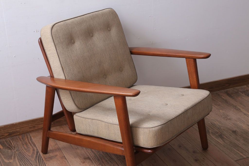 ヴィンテージ家具　北欧ビンテージ　チーク材のイージーチェア(1人掛けアームソファ)