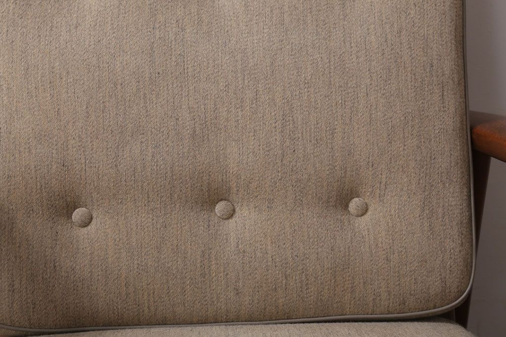 ヴィンテージ家具　北欧ビンテージ　チーク材のイージーチェア(1人掛けアームソファ)