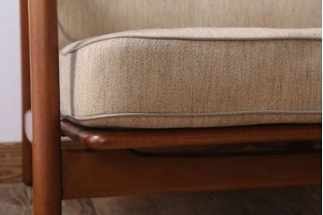 ヴィンテージ家具　北欧ビンテージ　チーク材のイージーチェア(1人掛けアームソファ)