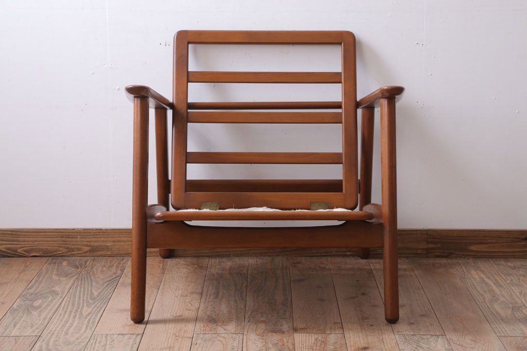 ヴィンテージ家具　北欧ビンテージ　チーク材のイージーチェア(1人掛けアームソファ)