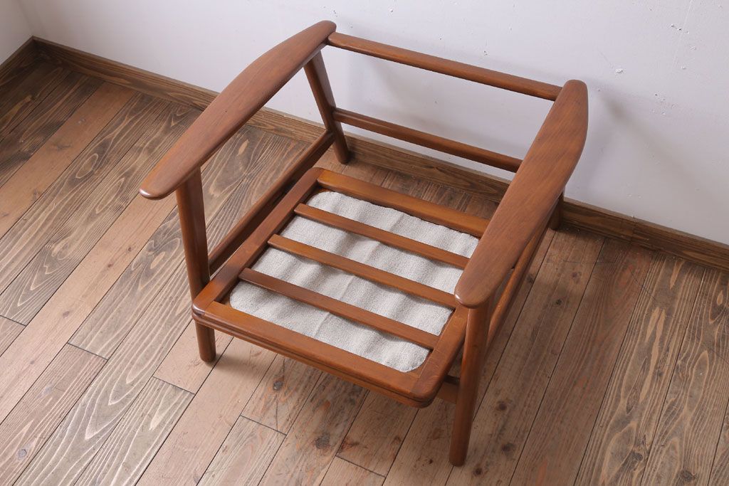 ヴィンテージ家具　北欧ビンテージ　チーク材のイージーチェア(1人掛けアームソファ)