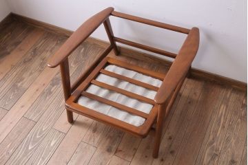 ヴィンテージ家具　北欧ビンテージ　チーク材のイージーチェア(1人掛けアームソファ)