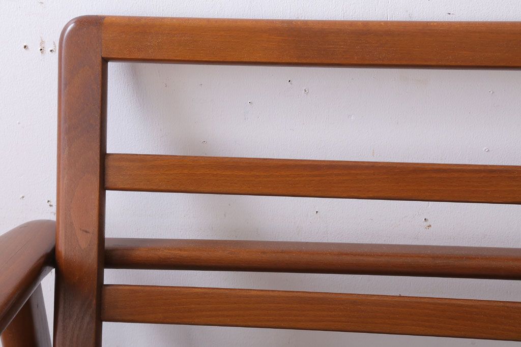 ヴィンテージ家具　北欧ビンテージ　チーク材のイージーチェア(1人掛けアームソファ)