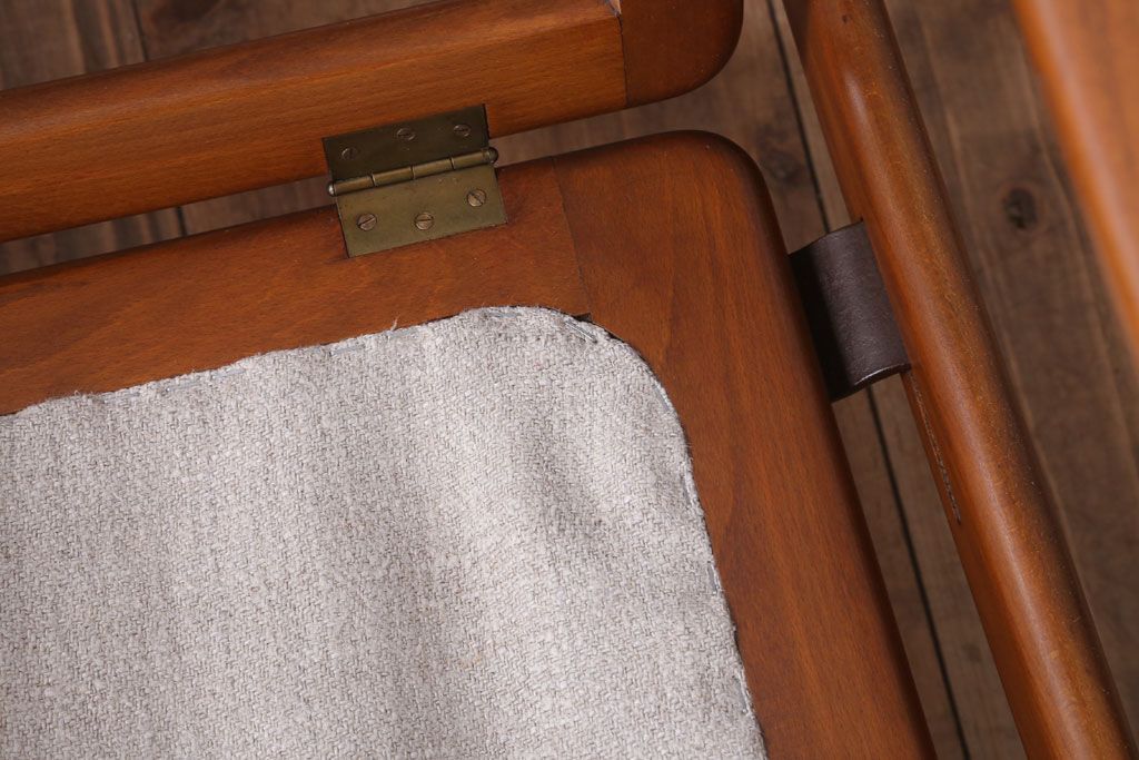 ヴィンテージ家具　北欧ビンテージ　チーク材のイージーチェア(1人掛けアームソファ)