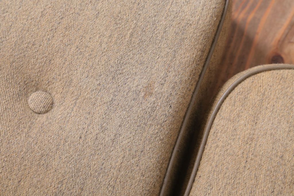 ヴィンテージ家具　北欧ビンテージ　チーク材のイージーチェア(1人掛けアームソファ)