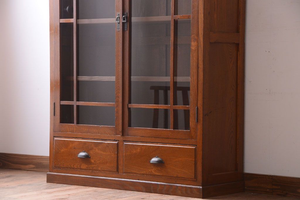 アンティーク家具　和製アンティーク　古い栓材の大きな本箱(収納棚)