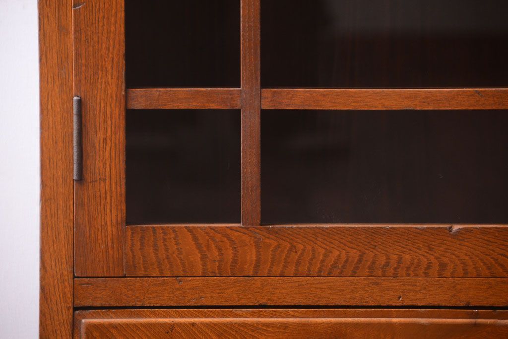 アンティーク家具　和製アンティーク　古い栓材の大きな本箱(収納棚)