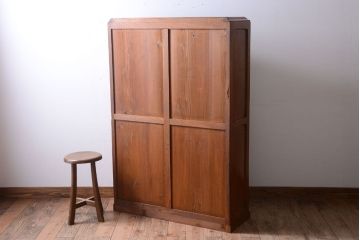 アンティーク家具　和製アンティーク　古い栓材の大きな本箱(収納棚)