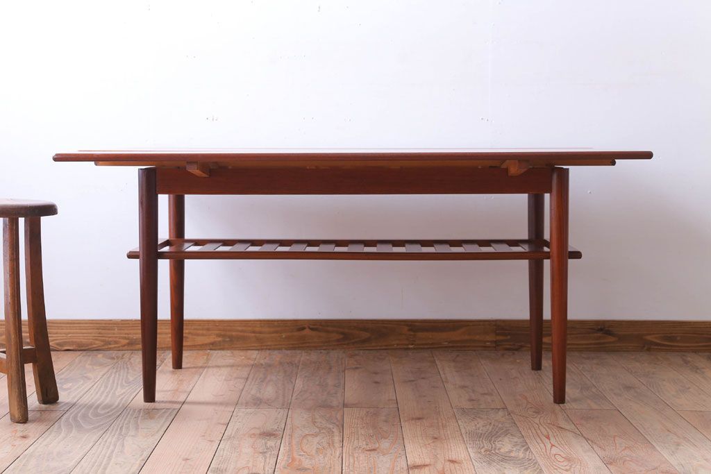 ヴィンテージ家具　北欧ビンテージ　デンマーク製　エクステンションコーヒーテーブル(センターテーブル)