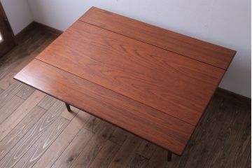 ヴィンテージ家具　北欧ビンテージ　デンマーク製　エクステンションコーヒーテーブル(センターテーブル)