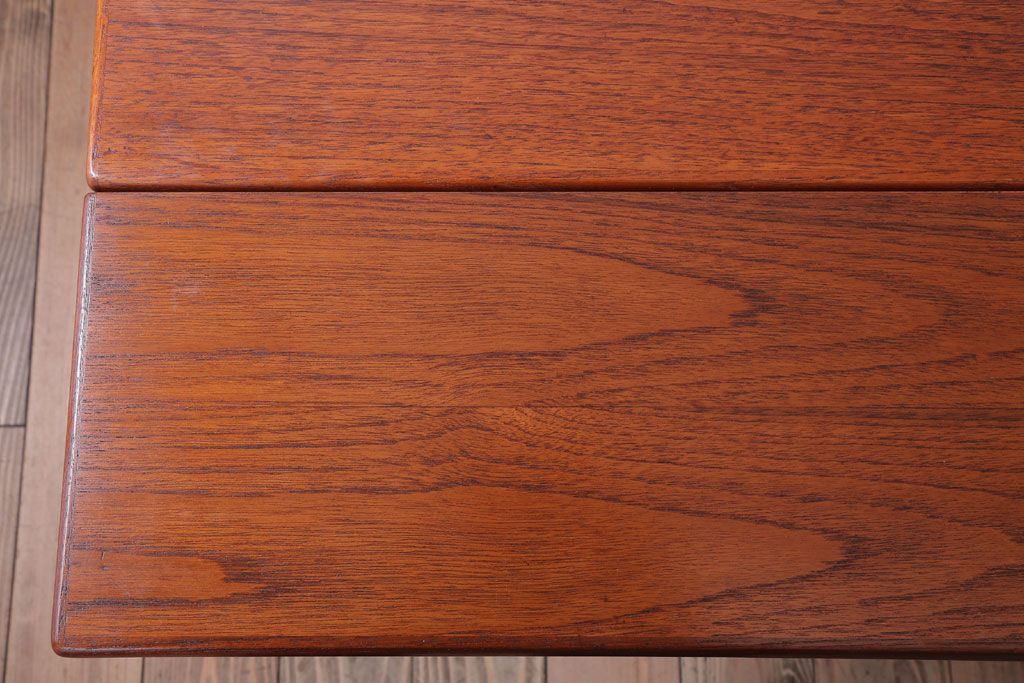 ヴィンテージ家具　北欧ビンテージ　デンマーク製　エクステンションコーヒーテーブル(センターテーブル)