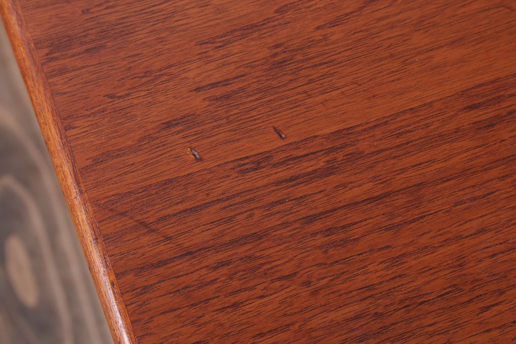 ヴィンテージ家具　北欧ビンテージ　デンマーク製　エクステンションコーヒーテーブル(センターテーブル)