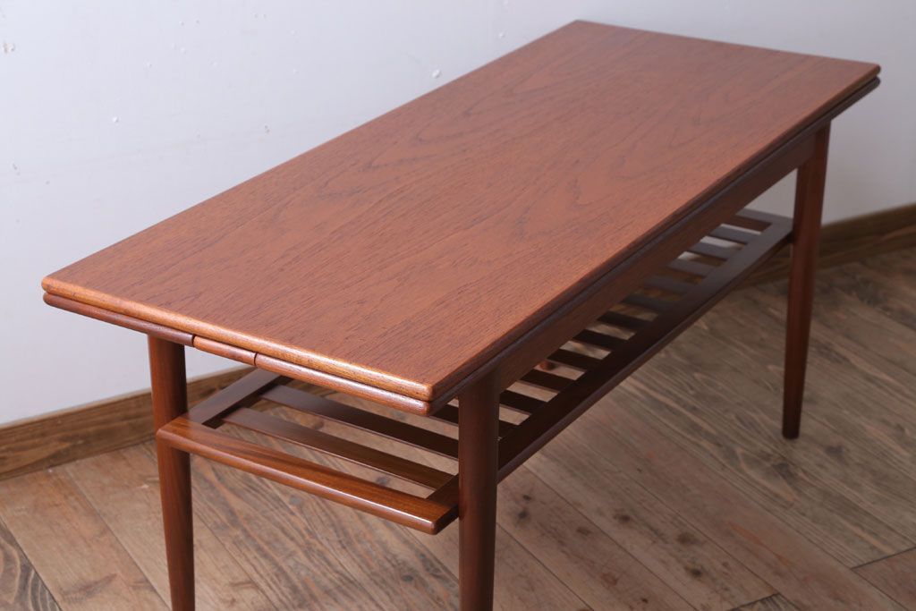 ヴィンテージ家具　北欧ビンテージ　デンマーク製　エクステンションコーヒーテーブル(センターテーブル)