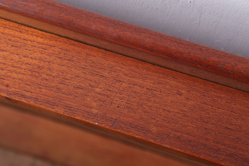 ヴィンテージ家具　北欧ビンテージ　デンマーク製　エクステンションコーヒーテーブル(センターテーブル)