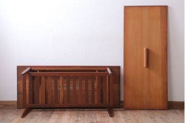 ヴィンテージ家具　北欧ビンテージ　デンマーク製　エクステンションコーヒーテーブル(センターテーブル)