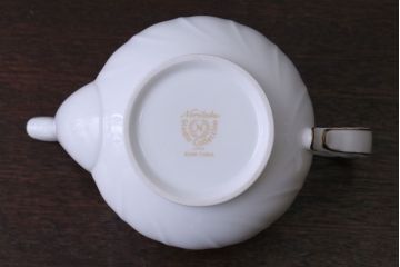 アンティーク雑貨　中古　ノリタケ(Noritake)　スタジオコレクションのポット・シュガーポット・クリーマー3点セット(洋食器)