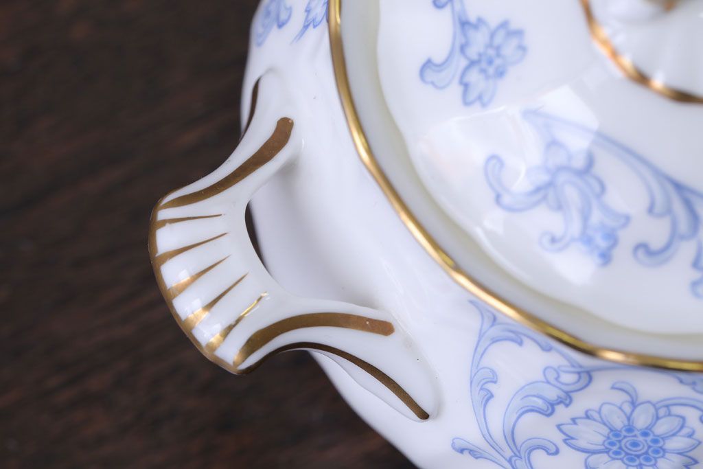 アンティーク雑貨　中古　ノリタケ(Noritake)　スタジオコレクションのポット・シュガーポット・クリーマー3点セット(洋食器)