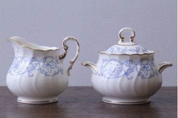 アンティーク雑貨　中古　ノリタケ(Noritake)　スタジオコレクションのポット・シュガーポット・クリーマー3点セット(洋食器)