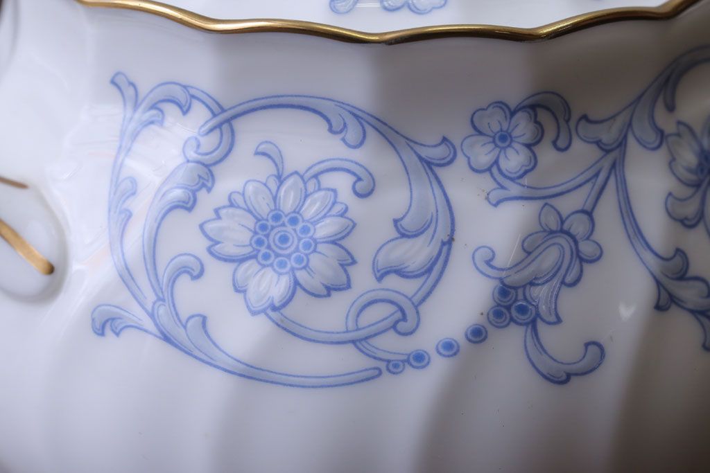 アンティーク雑貨　中古　ノリタケ(Noritake)　スタジオコレクションのポット・シュガーポット・クリーマー3点セット(洋食器)