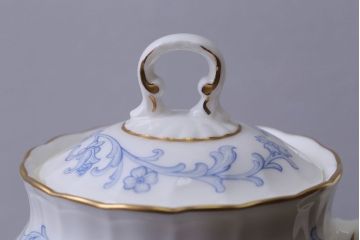 アンティーク雑貨　中古　ノリタケ(Noritake)　スタジオコレクションのポット(洋食器)