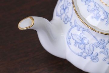 アンティーク雑貨　中古　ノリタケ(Noritake)　スタジオコレクションのポット(洋食器)