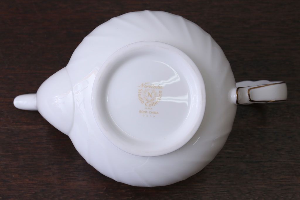 アンティーク雑貨　中古　ノリタケ(Noritake)　スタジオコレクションのポット(洋食器)