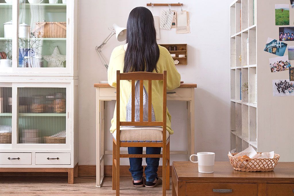 アンティーク家具　アンティークペイント　引き出し2杯付きの上品なシンプル平机(テーブル)