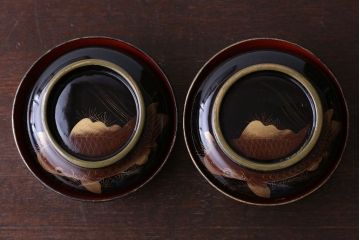 アンティーク雑貨　アンティーク　大正〜昭和初期　鯉の図　木製蒔絵椀2客