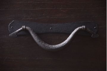 アンティーク家具　古民具・骨董　明治期　アンティーク時代桐箪笥(衣装箪笥、桐たんす)