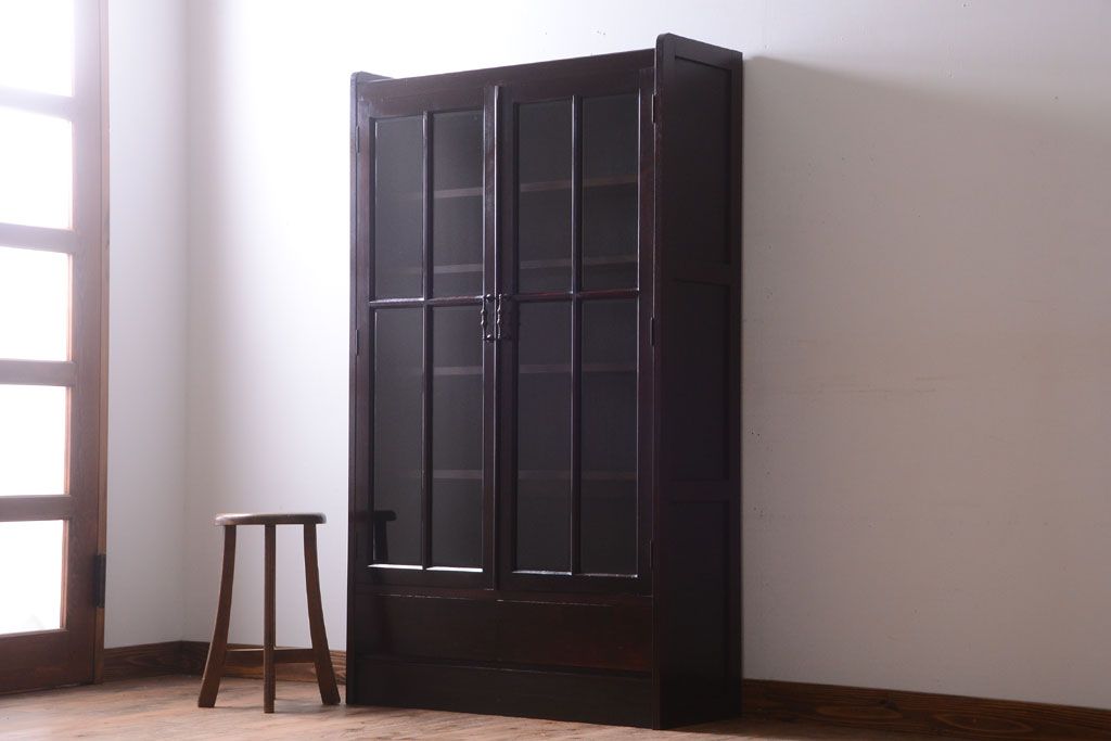 アンティーク家具　和製アンティーク　面取りガラスの上品な古い本箱