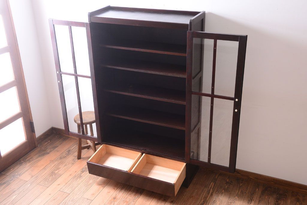 アンティーク家具　和製アンティーク　面取りガラスの上品な古い本箱