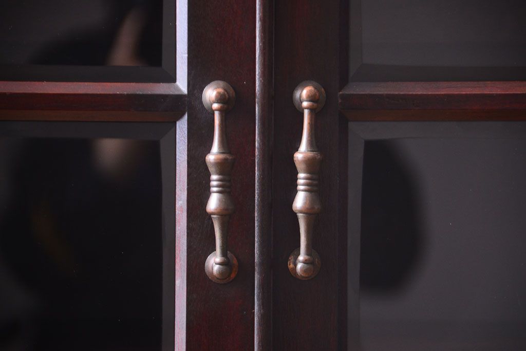 アンティーク家具　和製アンティーク　面取りガラスの上品な古い本箱