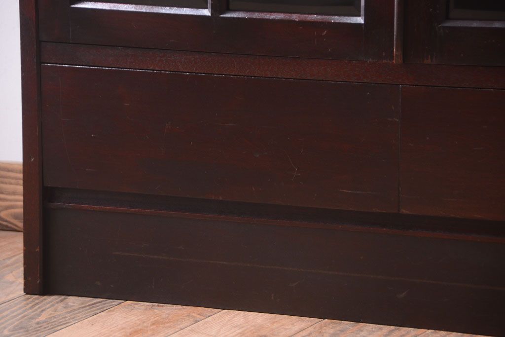 アンティーク家具　和製アンティーク　面取りガラスの上品な古い本箱